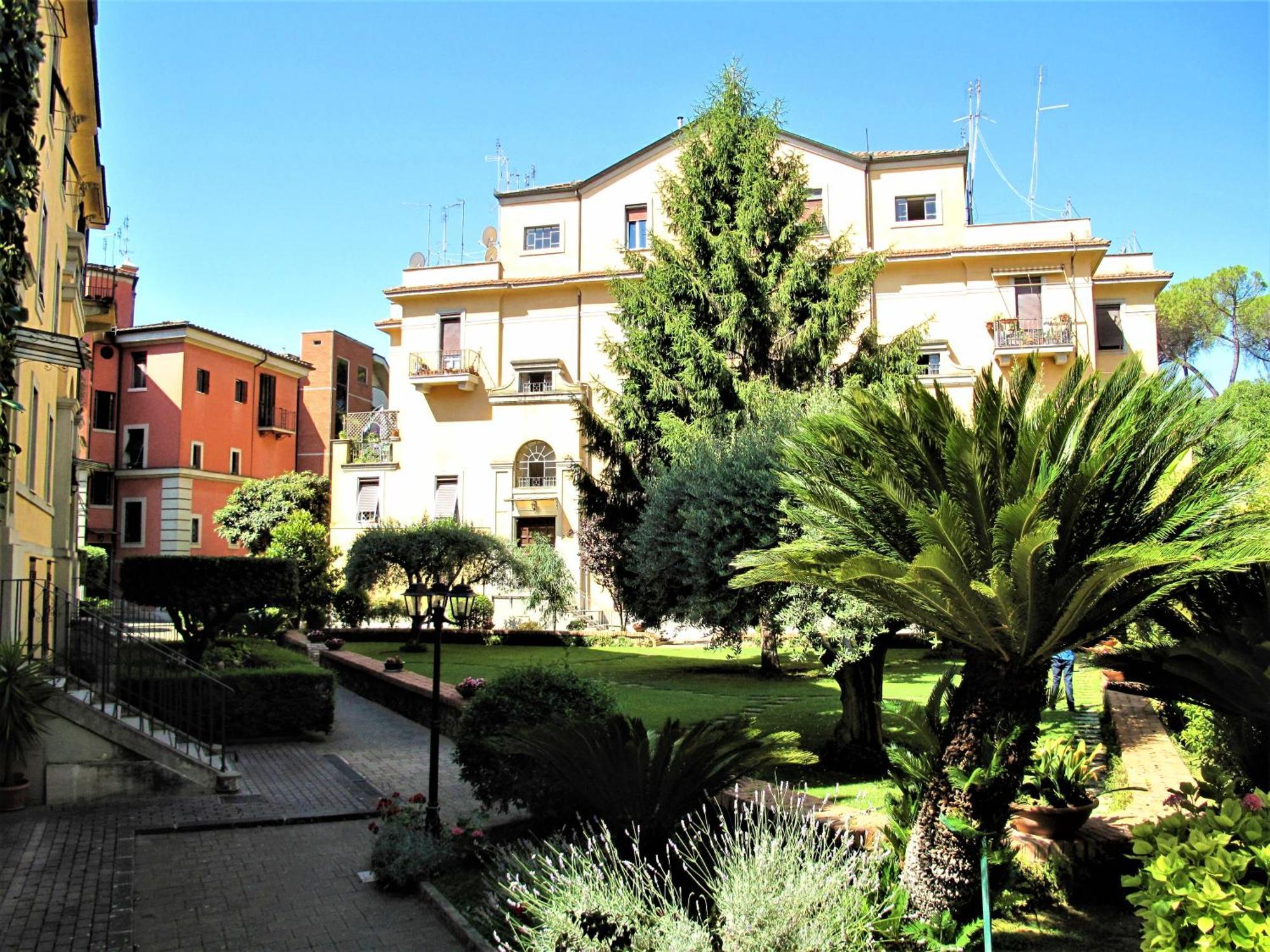 Holiday home Castro Chic House Rome